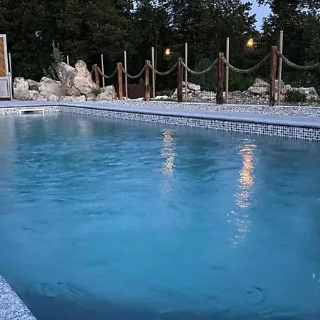 Vikendica Midas *