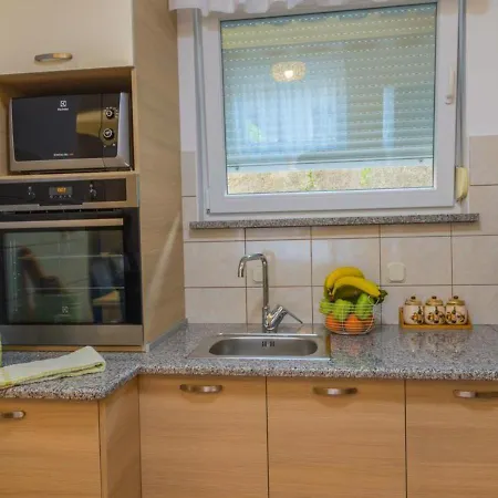 Holiday home Midas *